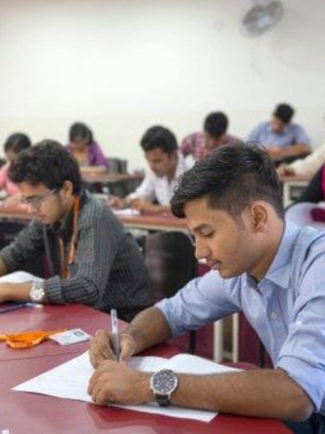 सरकारी नौकरी पाने के लिए 7 आदतें
